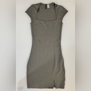 🔥3 for $21- H&M Dark Green Mini Dress